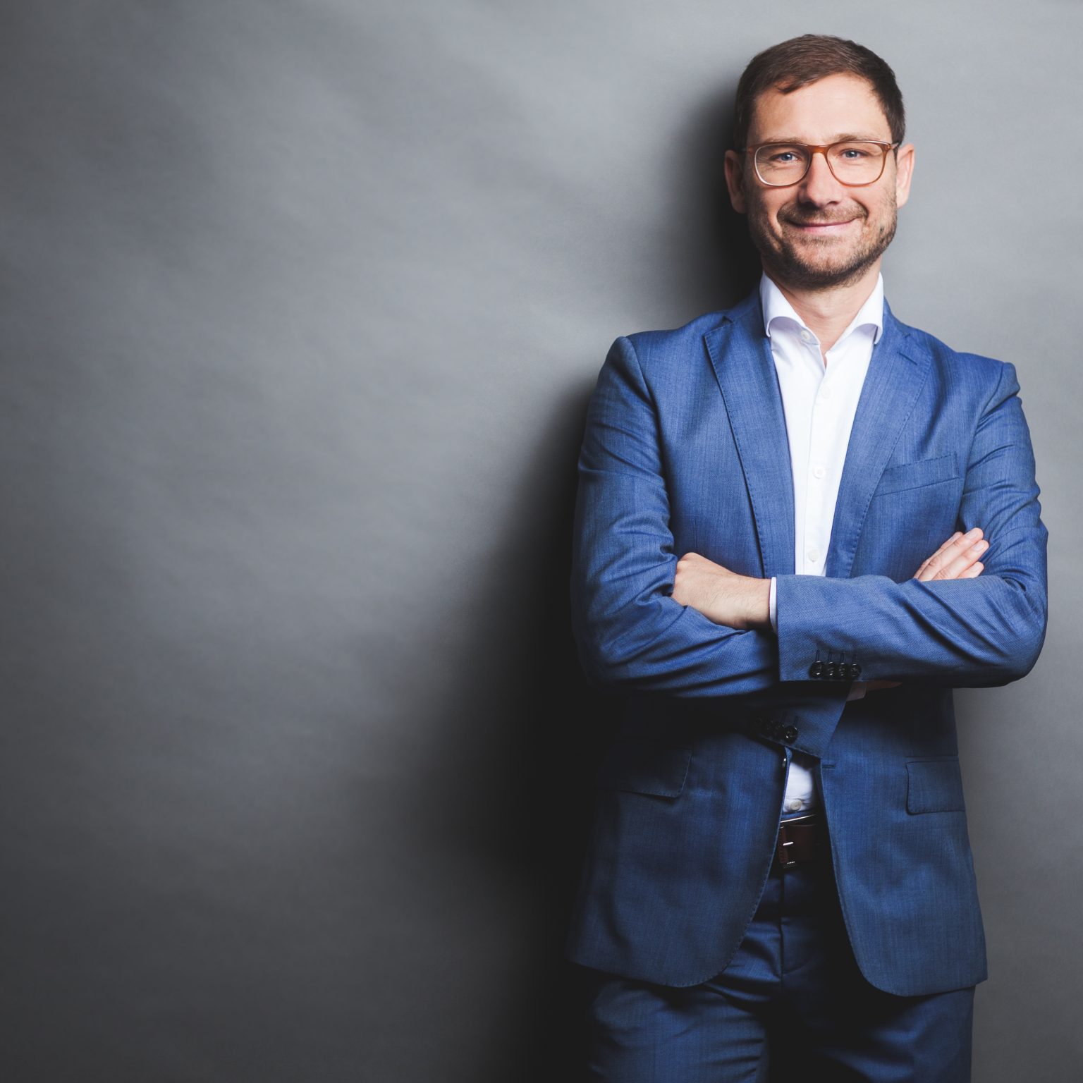 English Dr. Heiko Krueger